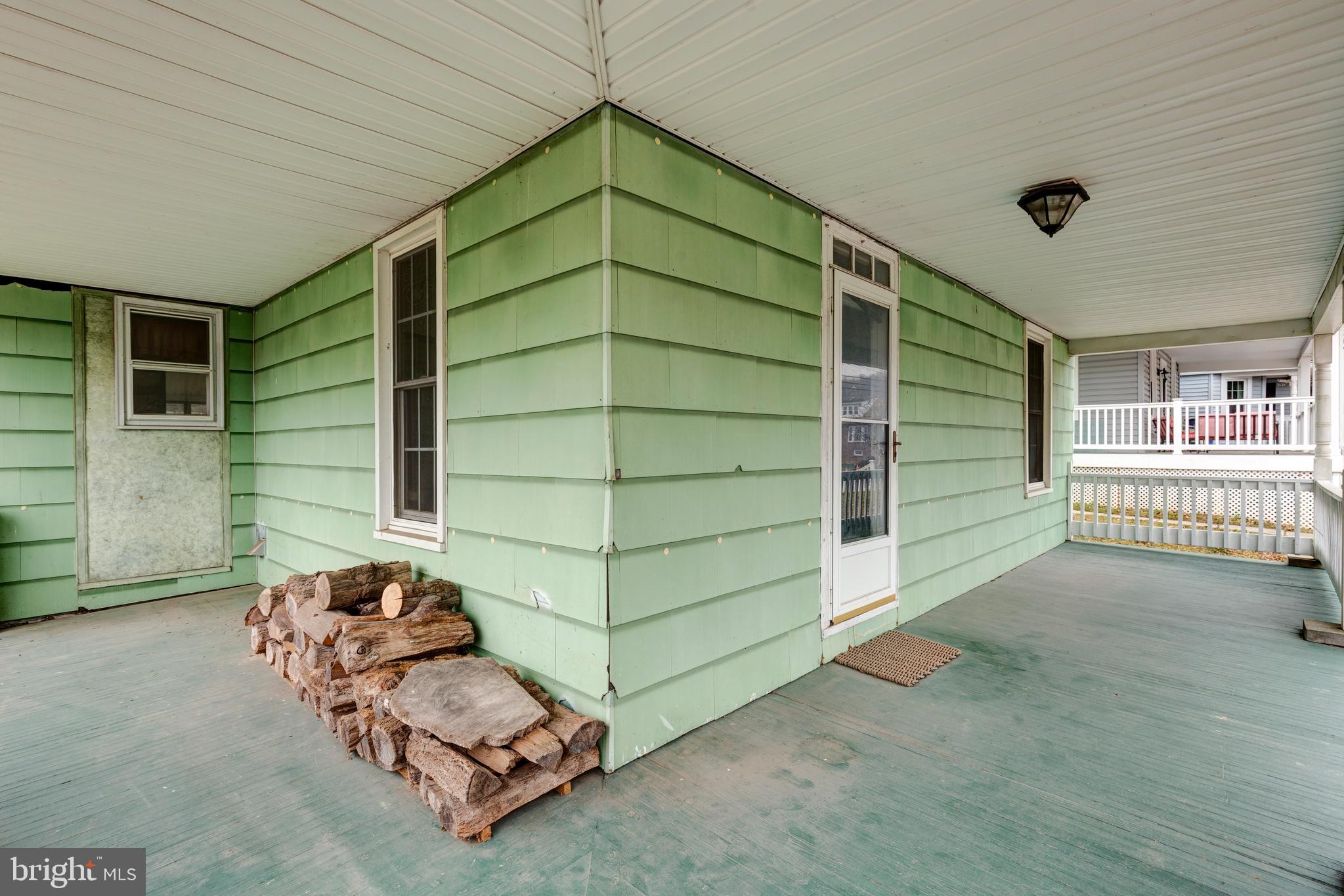 4211 MAIN STREET