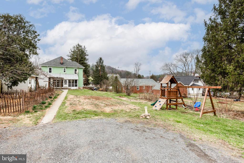4211 MAIN STREET