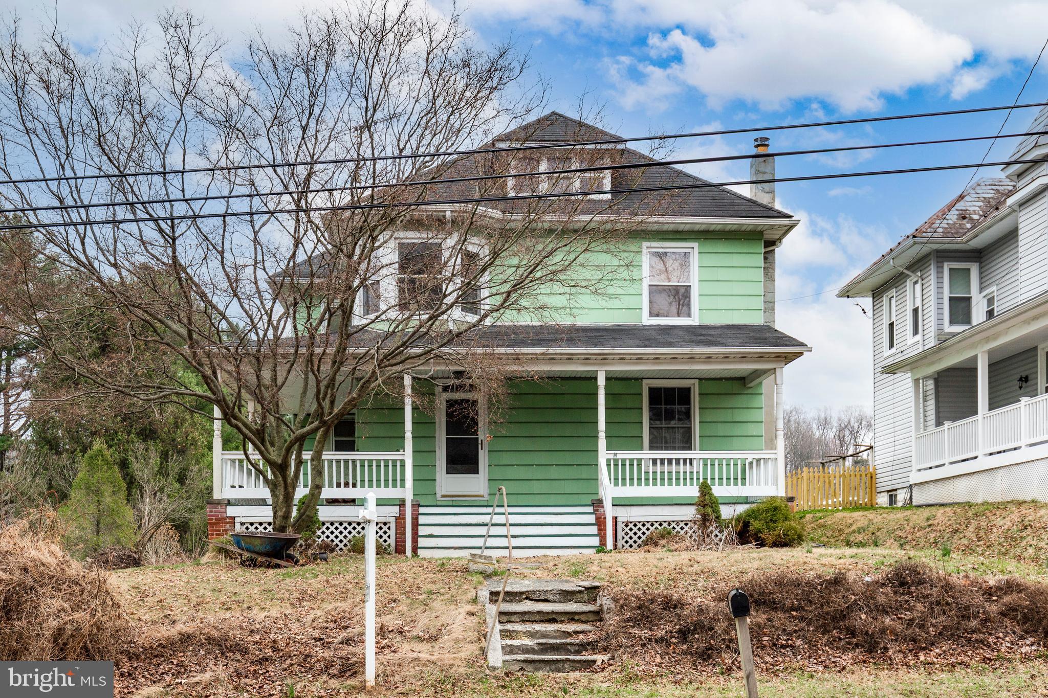 4211 MAIN STREET