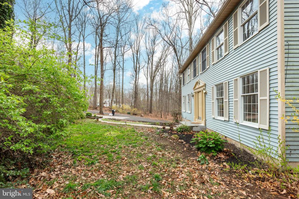 641 HOOK ROAD