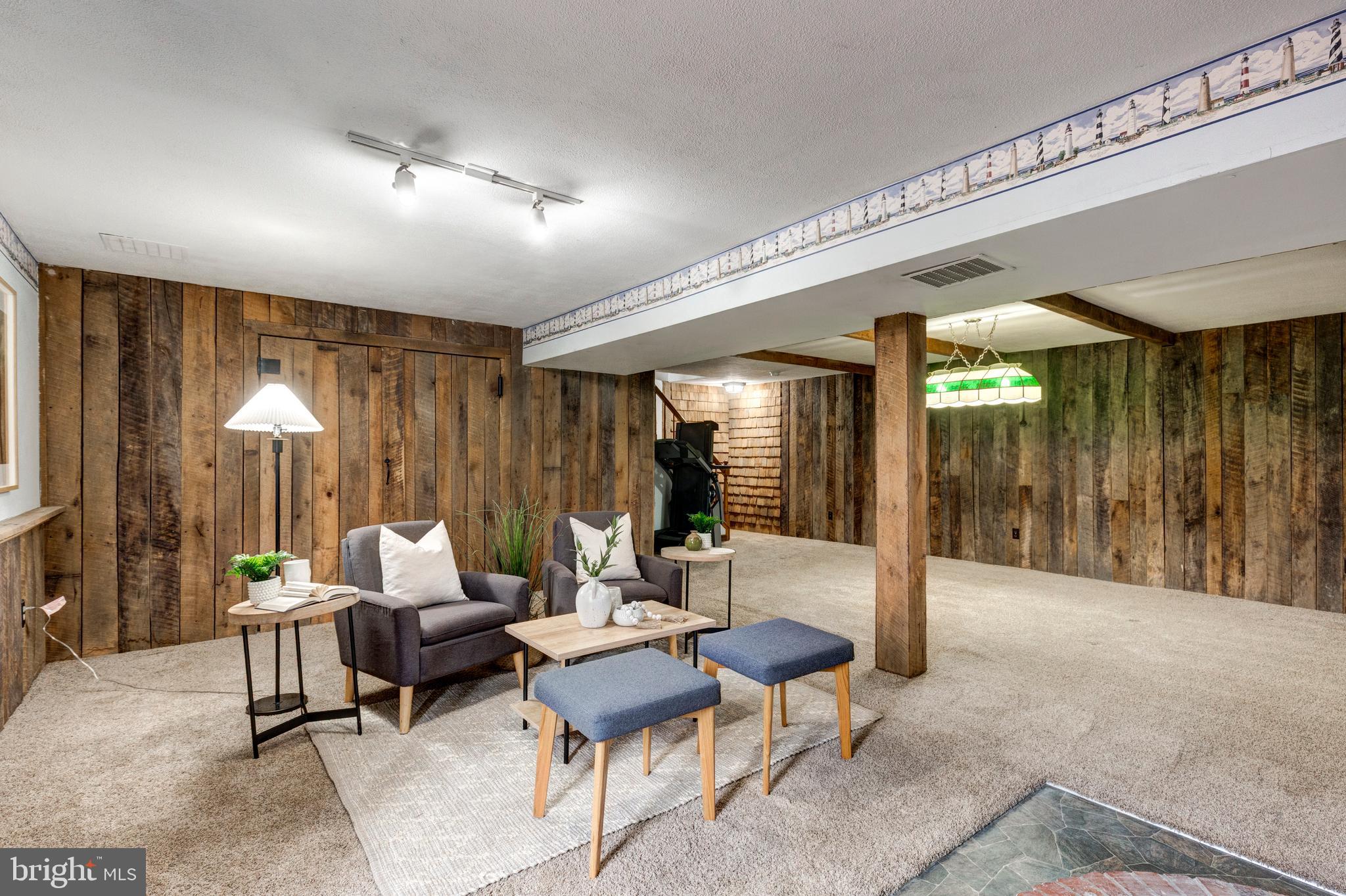 641 HOOK ROAD
