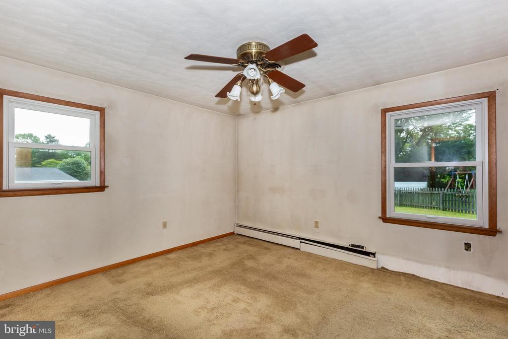 3079 HIGH STREET