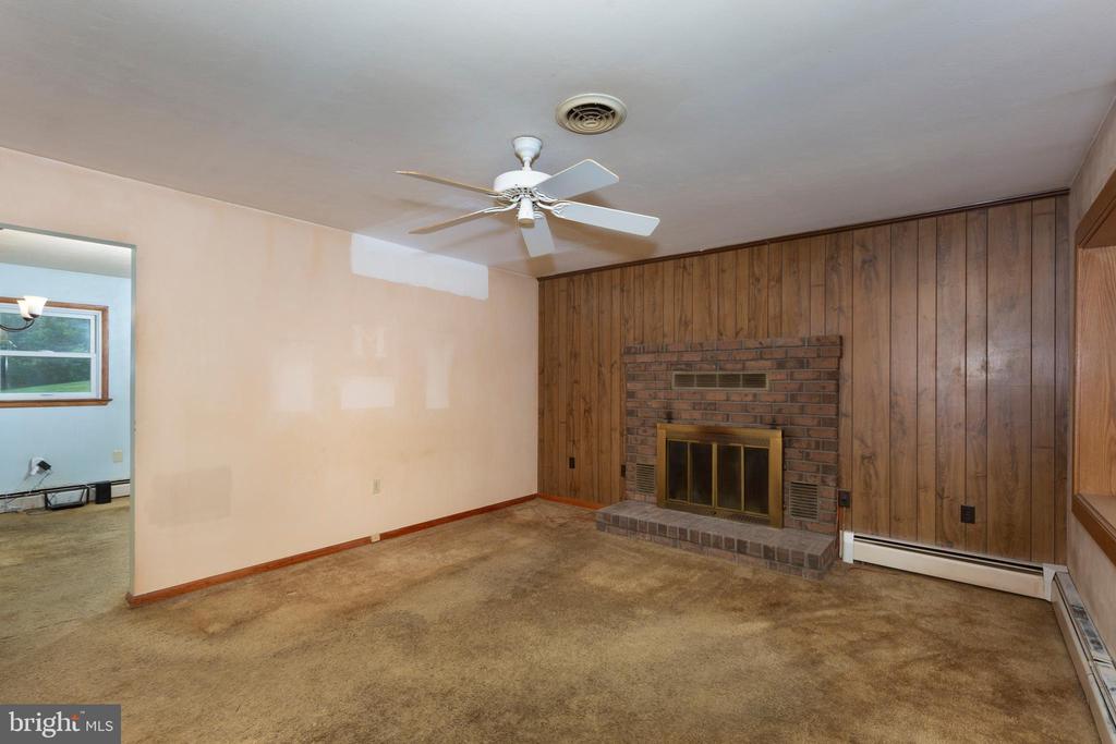 3079 HIGH STREET