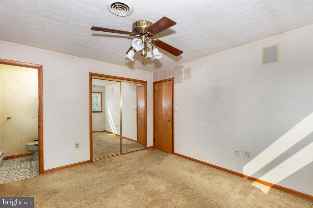 3079 HIGH STREET