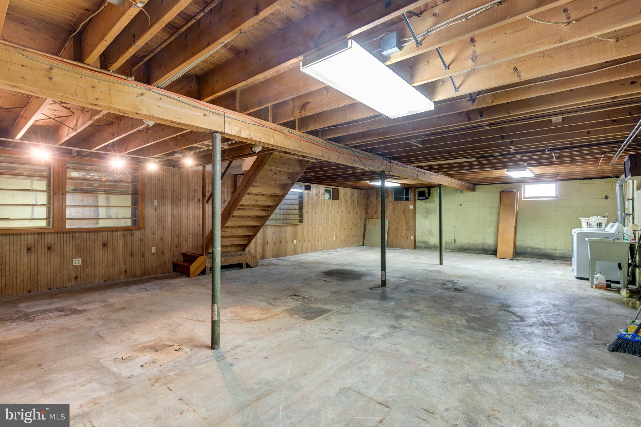 3079 HIGH STREET