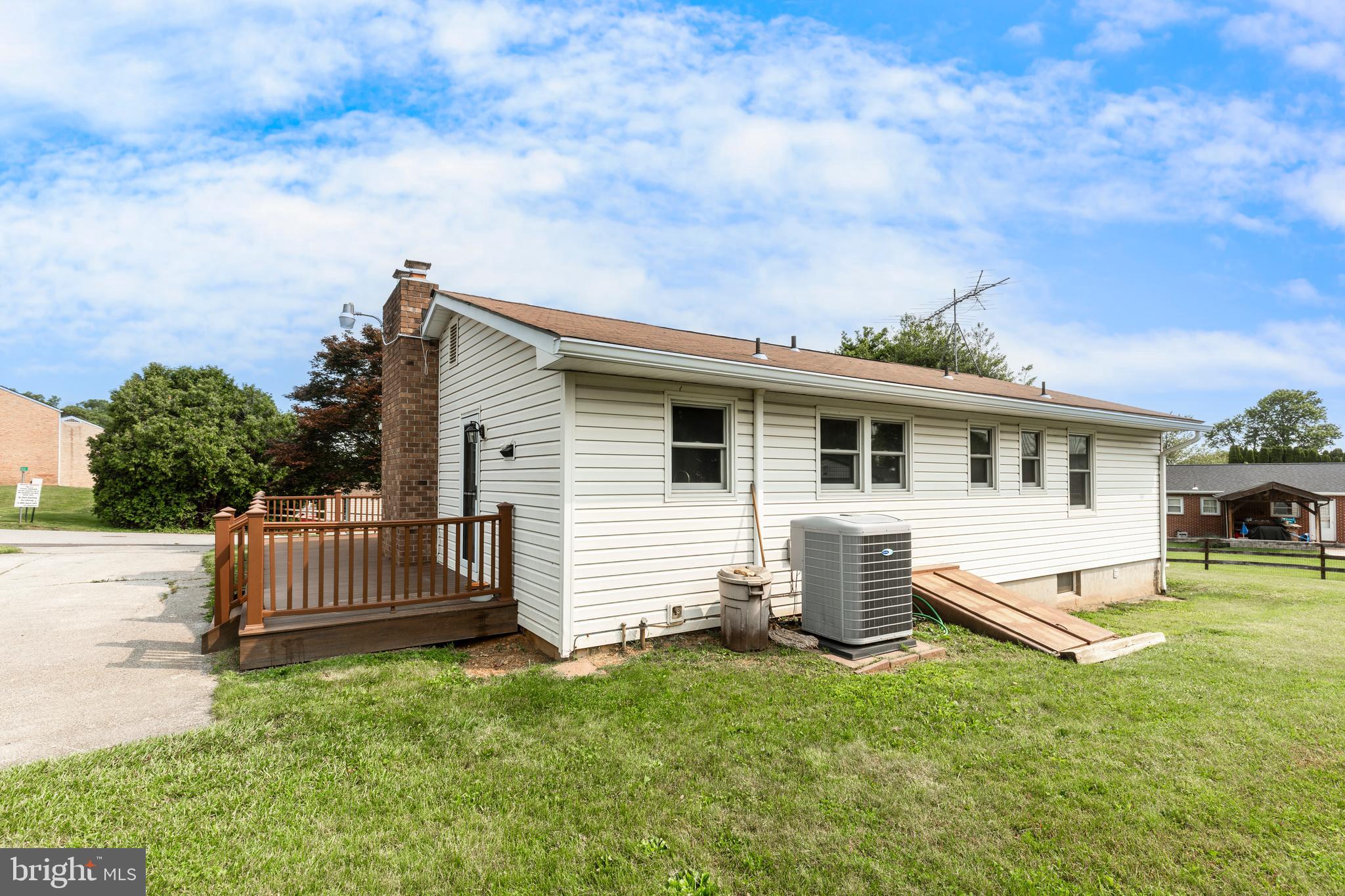 3079 HIGH STREET