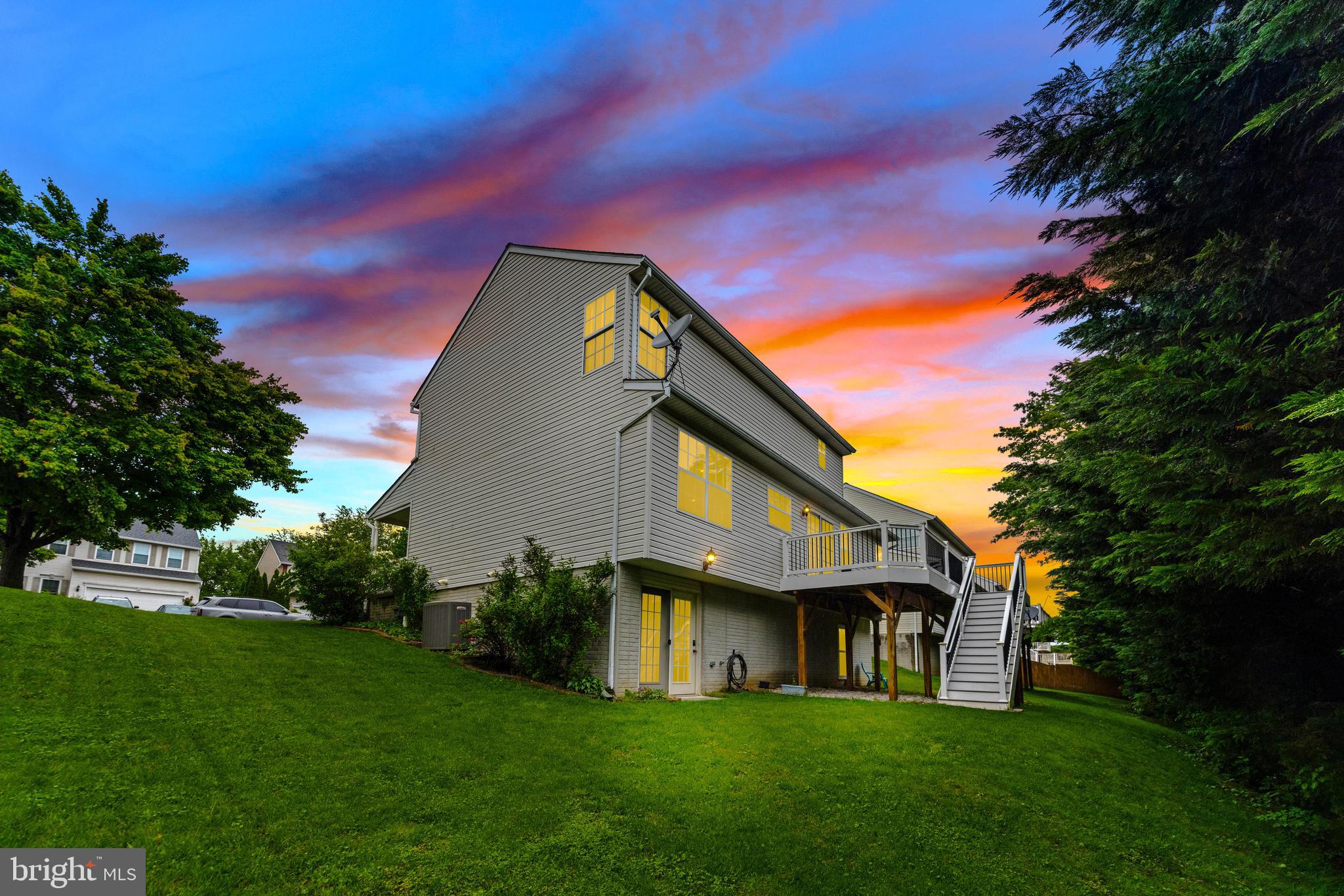 223 HOBBITTS LANE