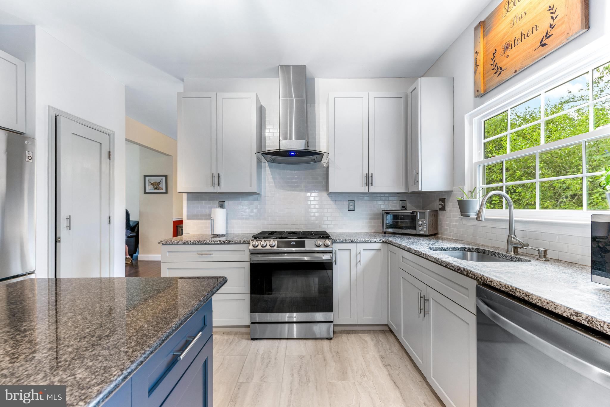 521 CHATTERMARK COURT