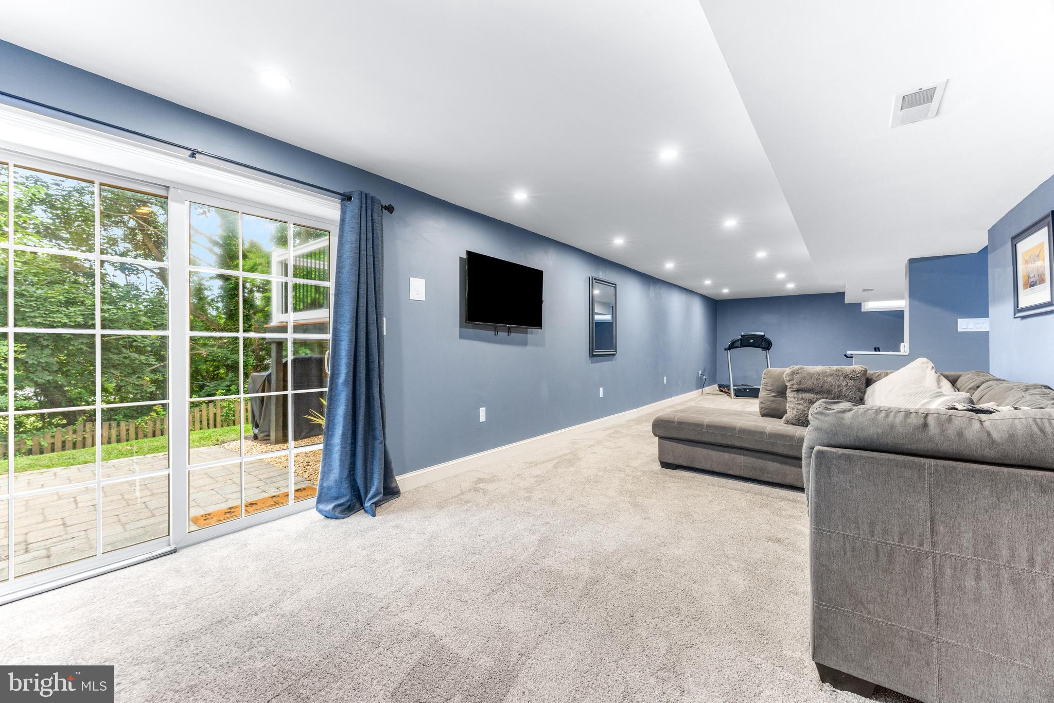 521 CHATTERMARK COURT
