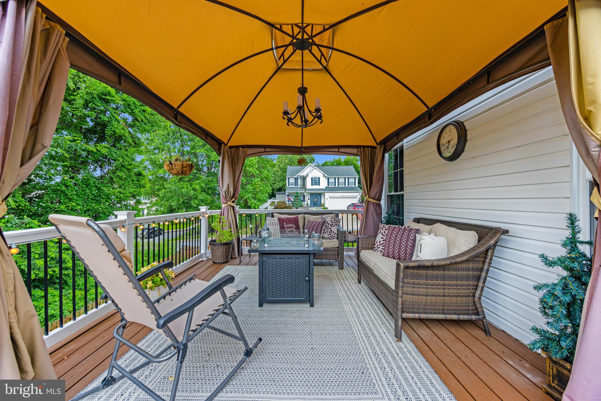 521 CHATTERMARK COURT