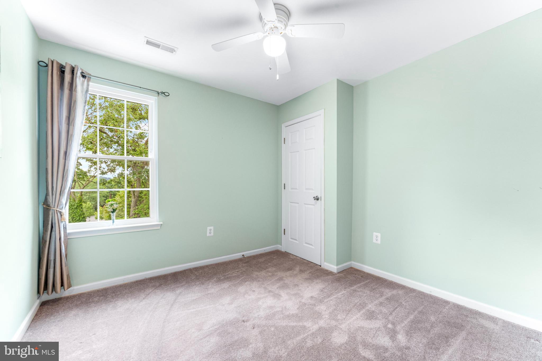 521 CHATTERMARK COURT