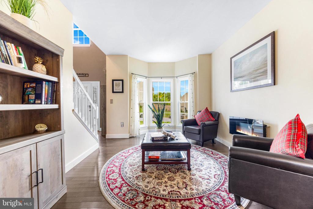 521 CHATTERMARK COURT
