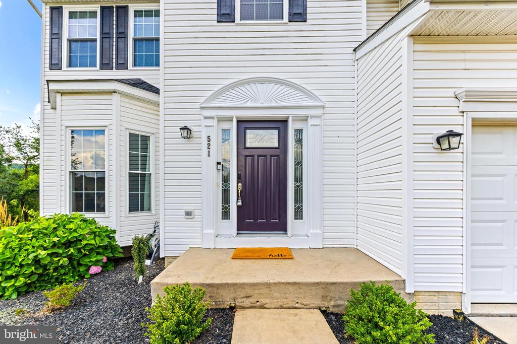 521 CHATTERMARK COURT