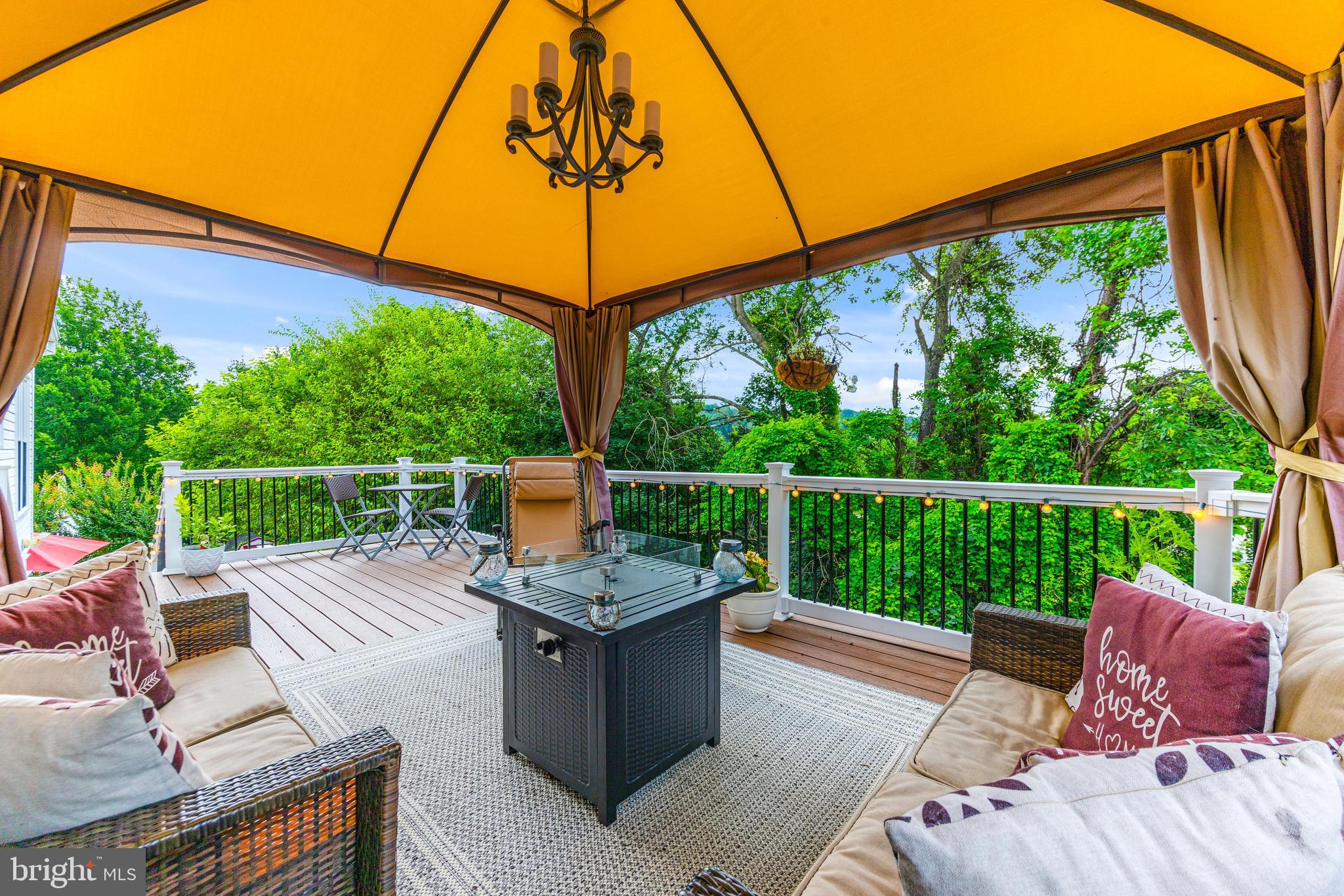 521 CHATTERMARK COURT