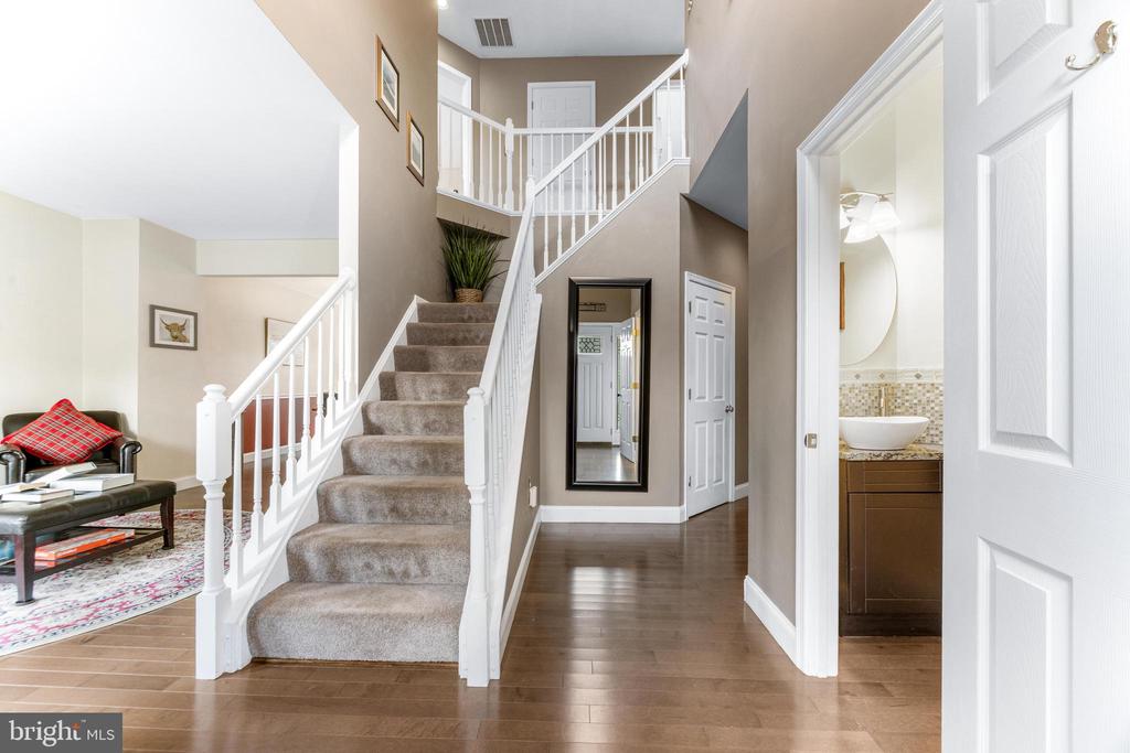 521 CHATTERMARK COURT