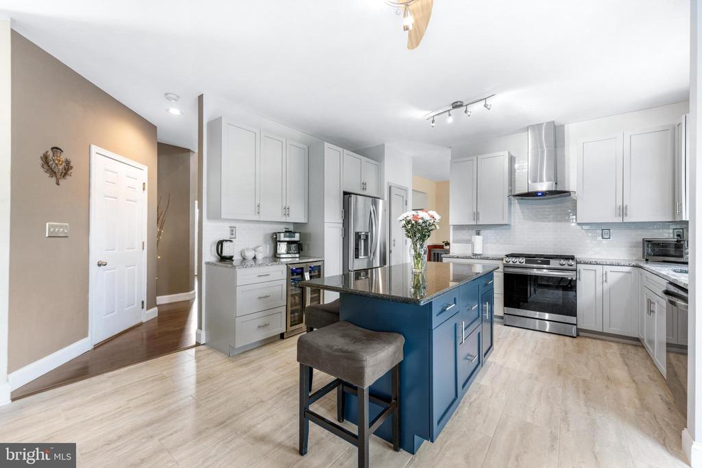 521 CHATTERMARK COURT