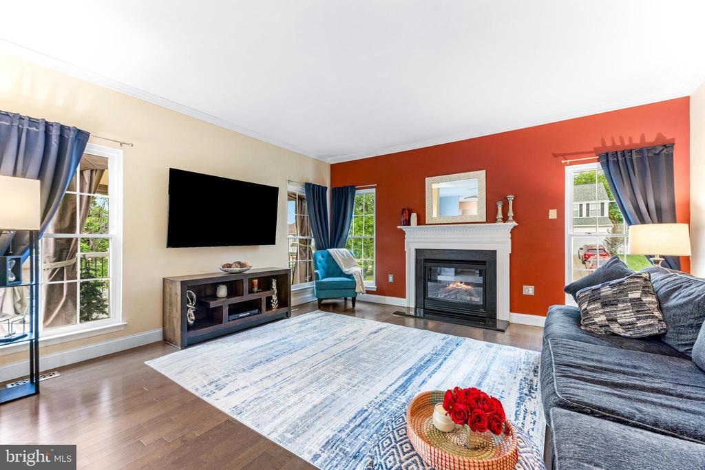 521 CHATTERMARK COURT