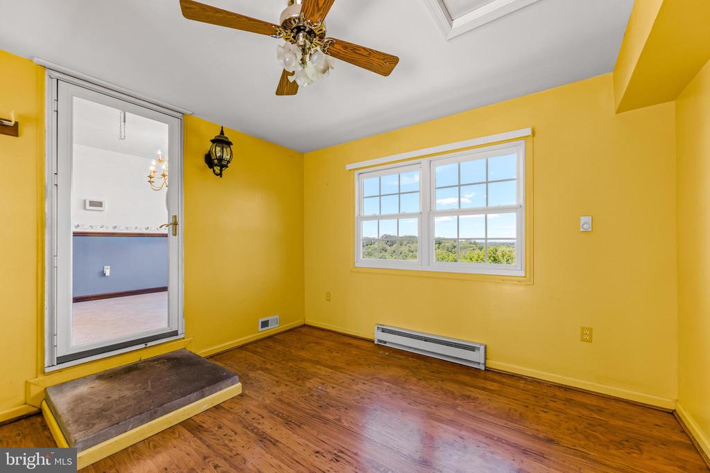 380 CROWL ROAD
