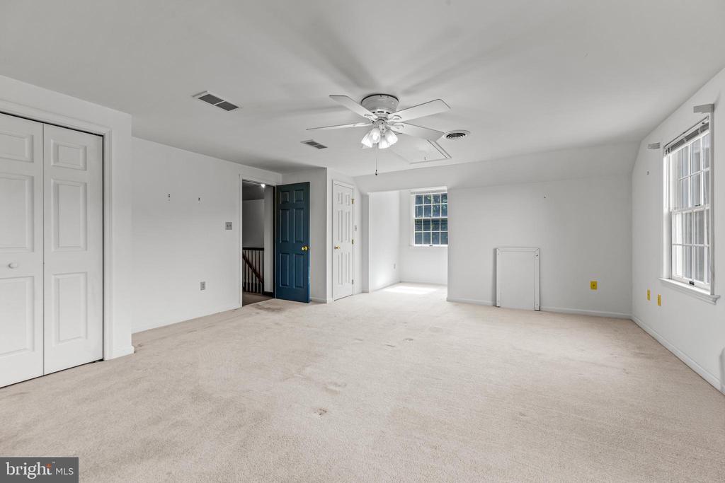 380 CROWL ROAD