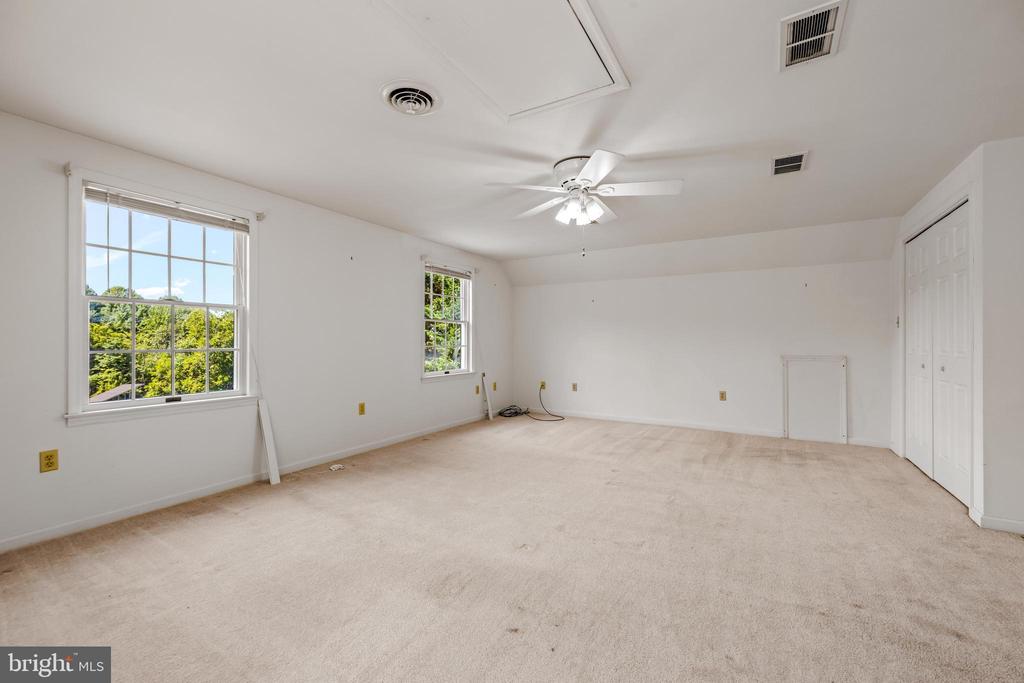 380 CROWL ROAD