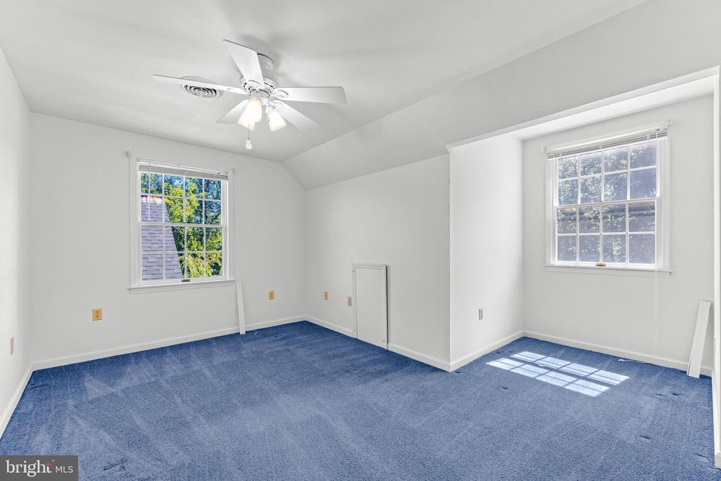 380 CROWL ROAD