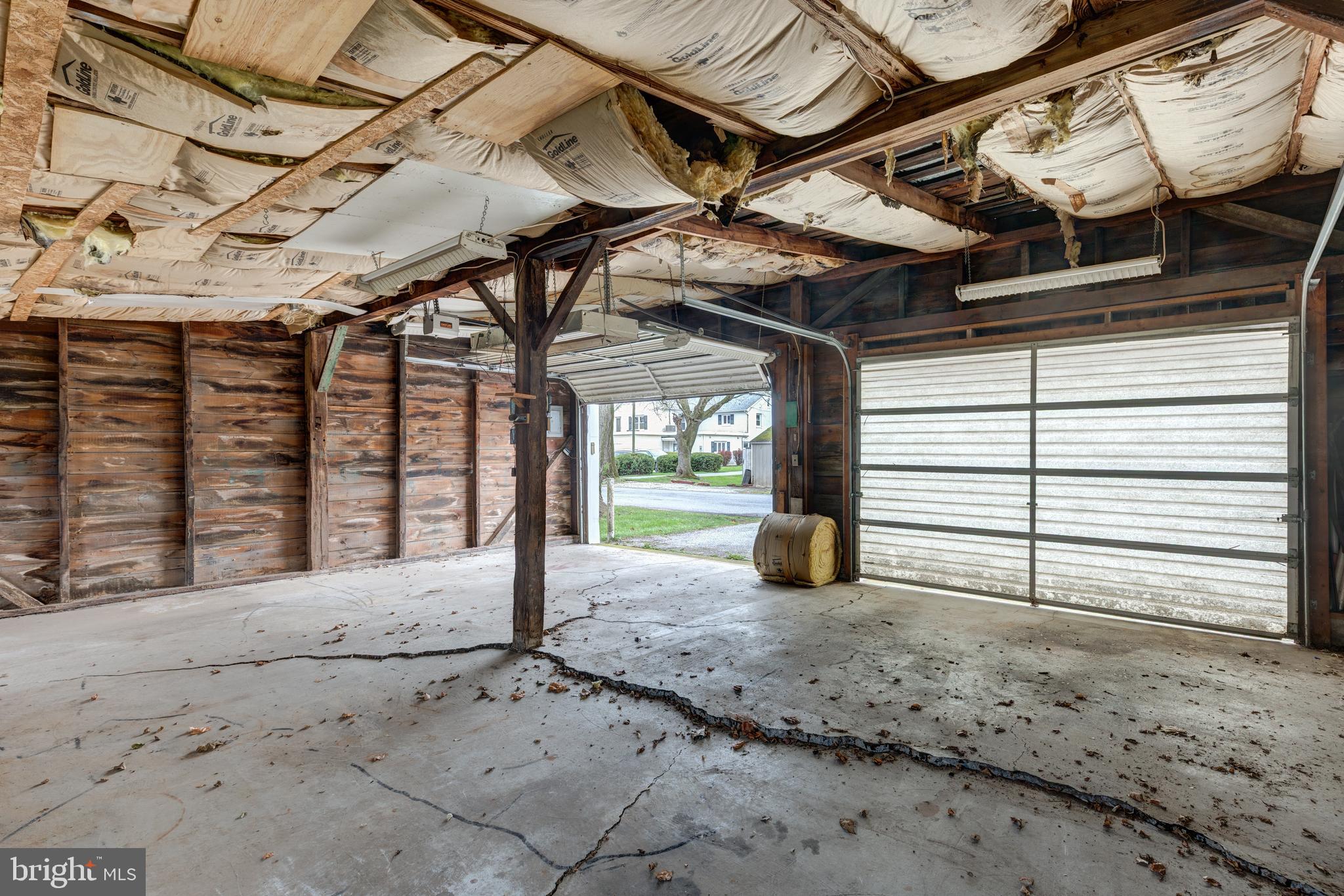 3221 MAIN STREET