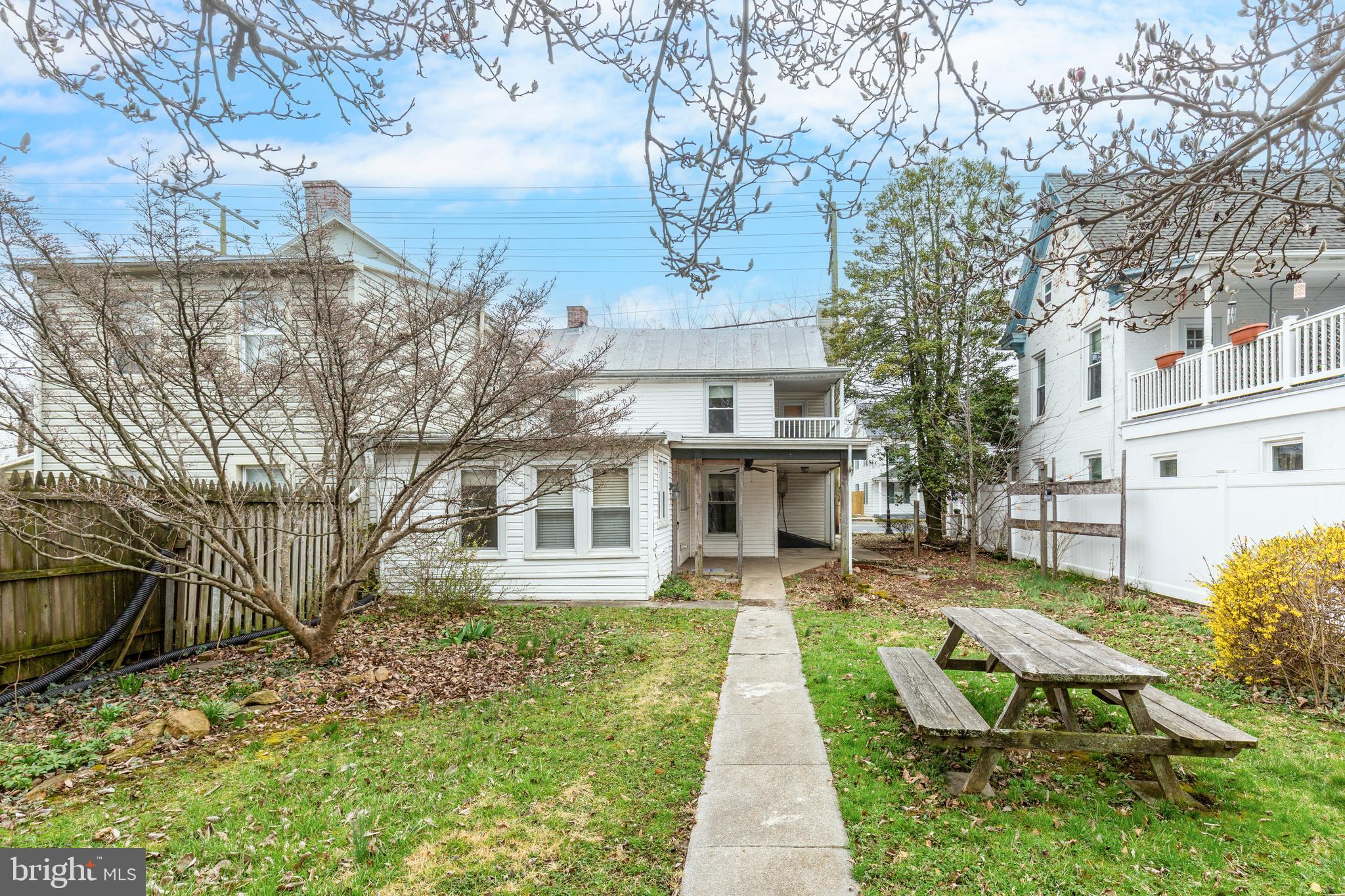 3221 MAIN STREET
