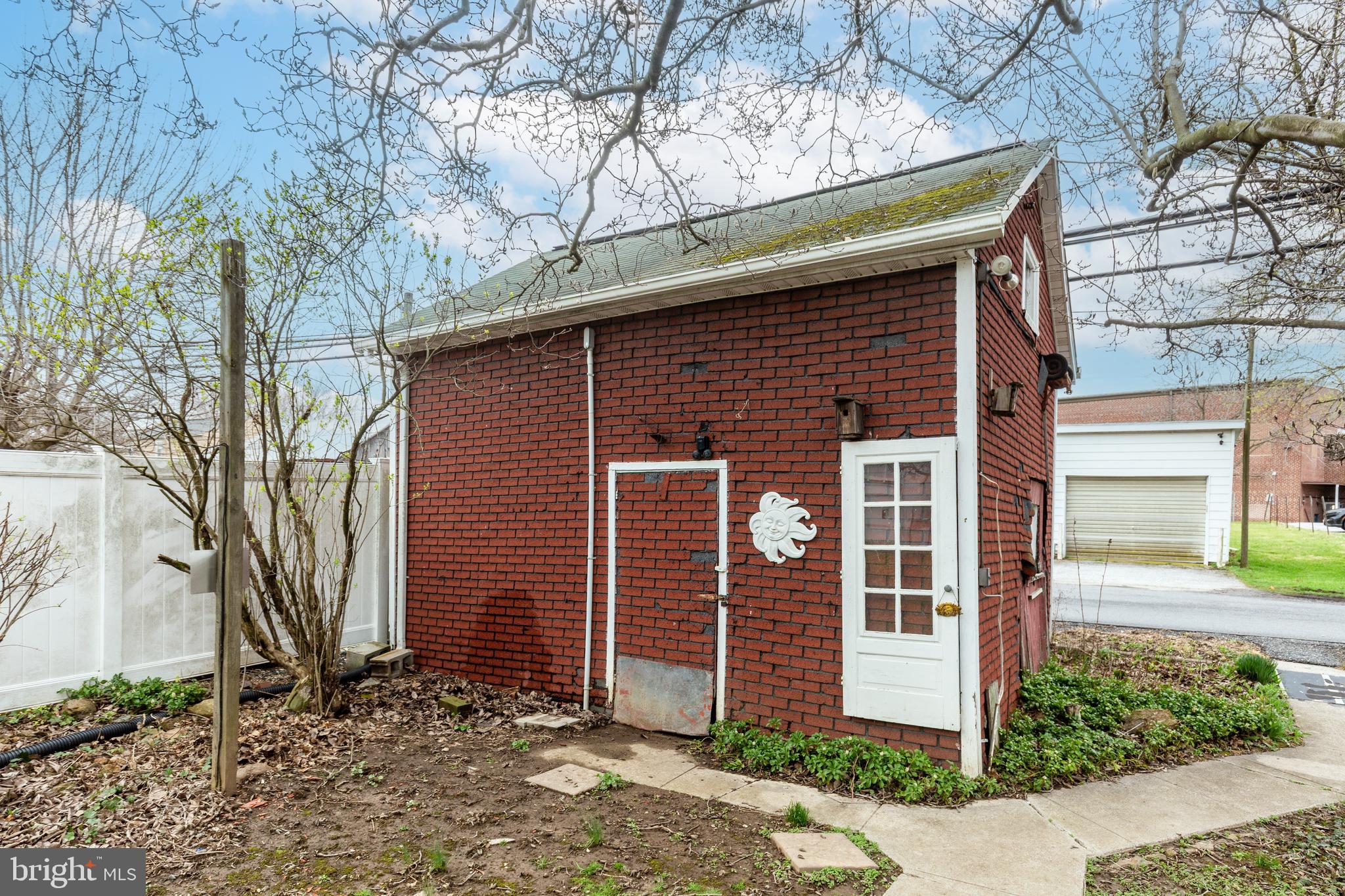 3221 MAIN STREET