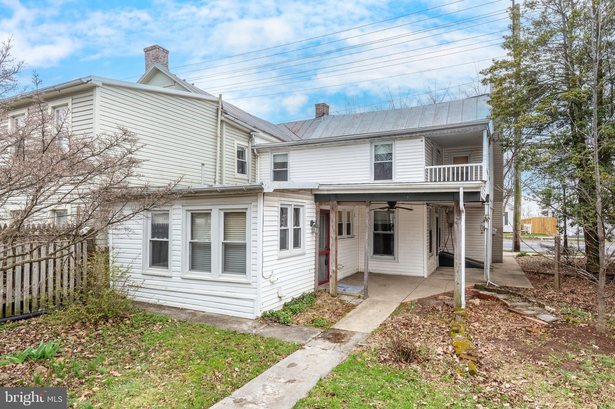 3221 MAIN STREET