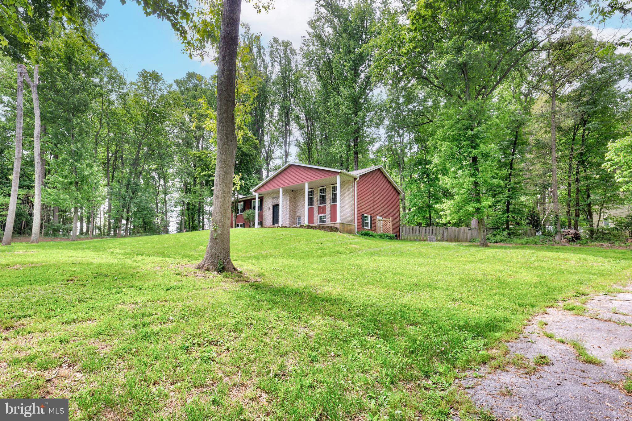 2711 OVERVIEW ROAD