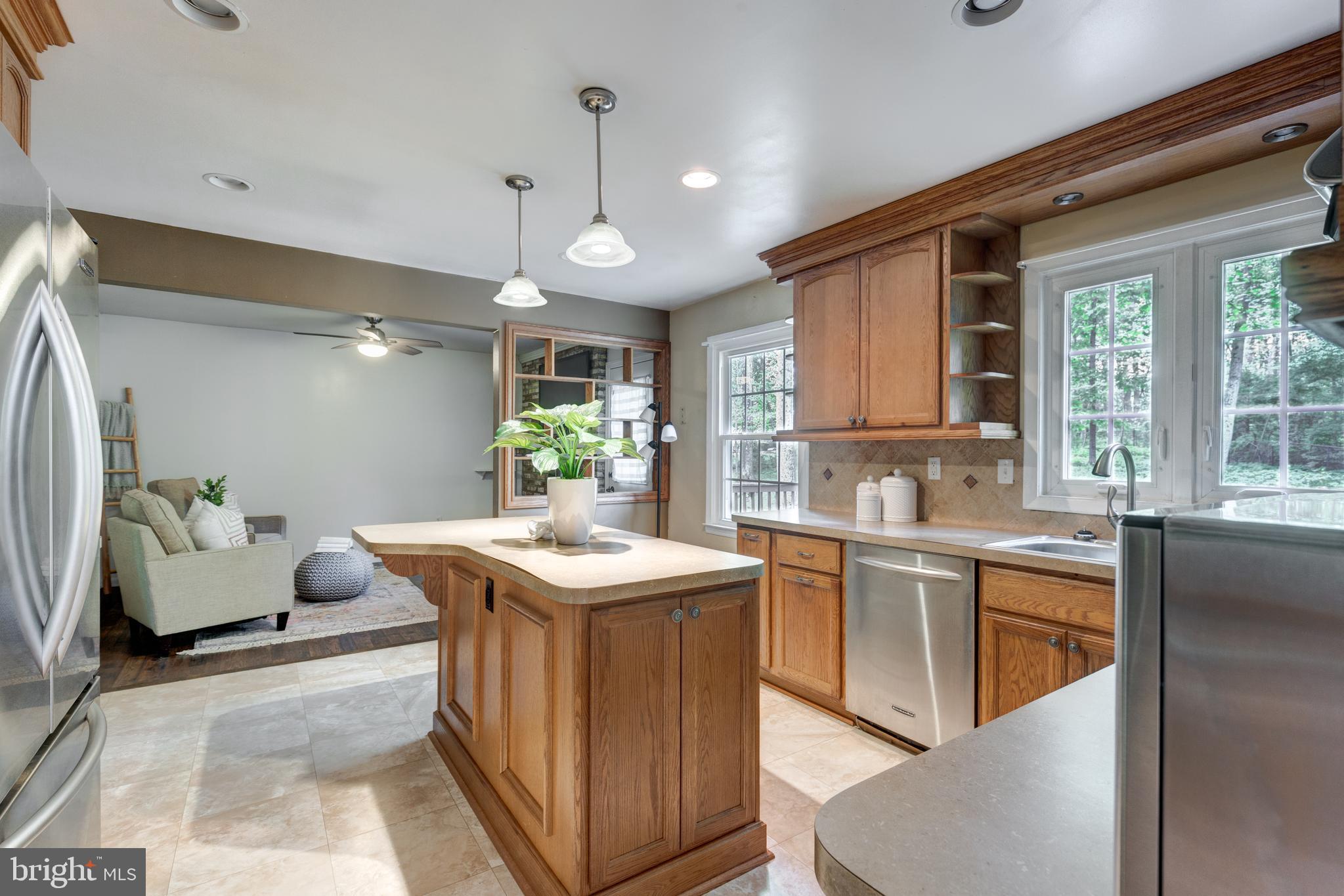 2711 OVERVIEW ROAD