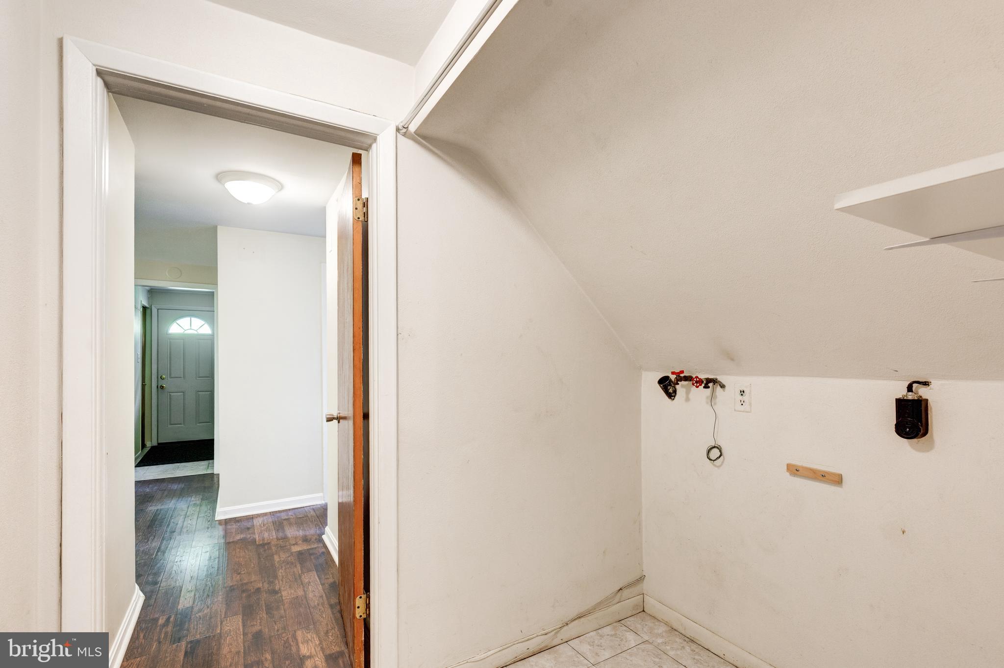 2711 OVERVIEW ROAD