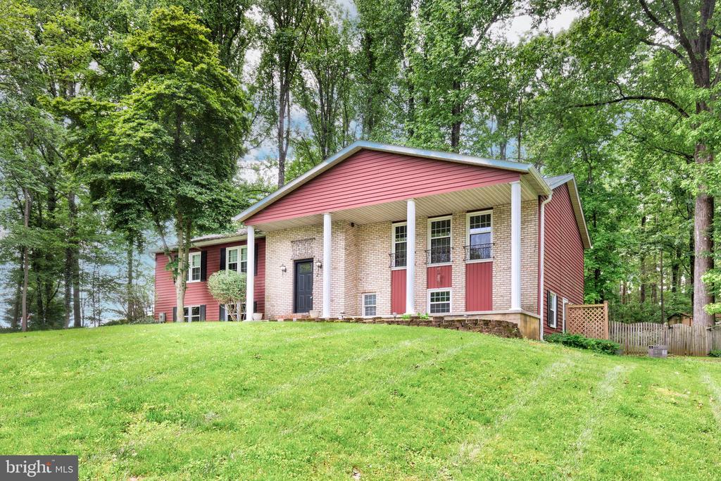 2711 OVERVIEW ROAD