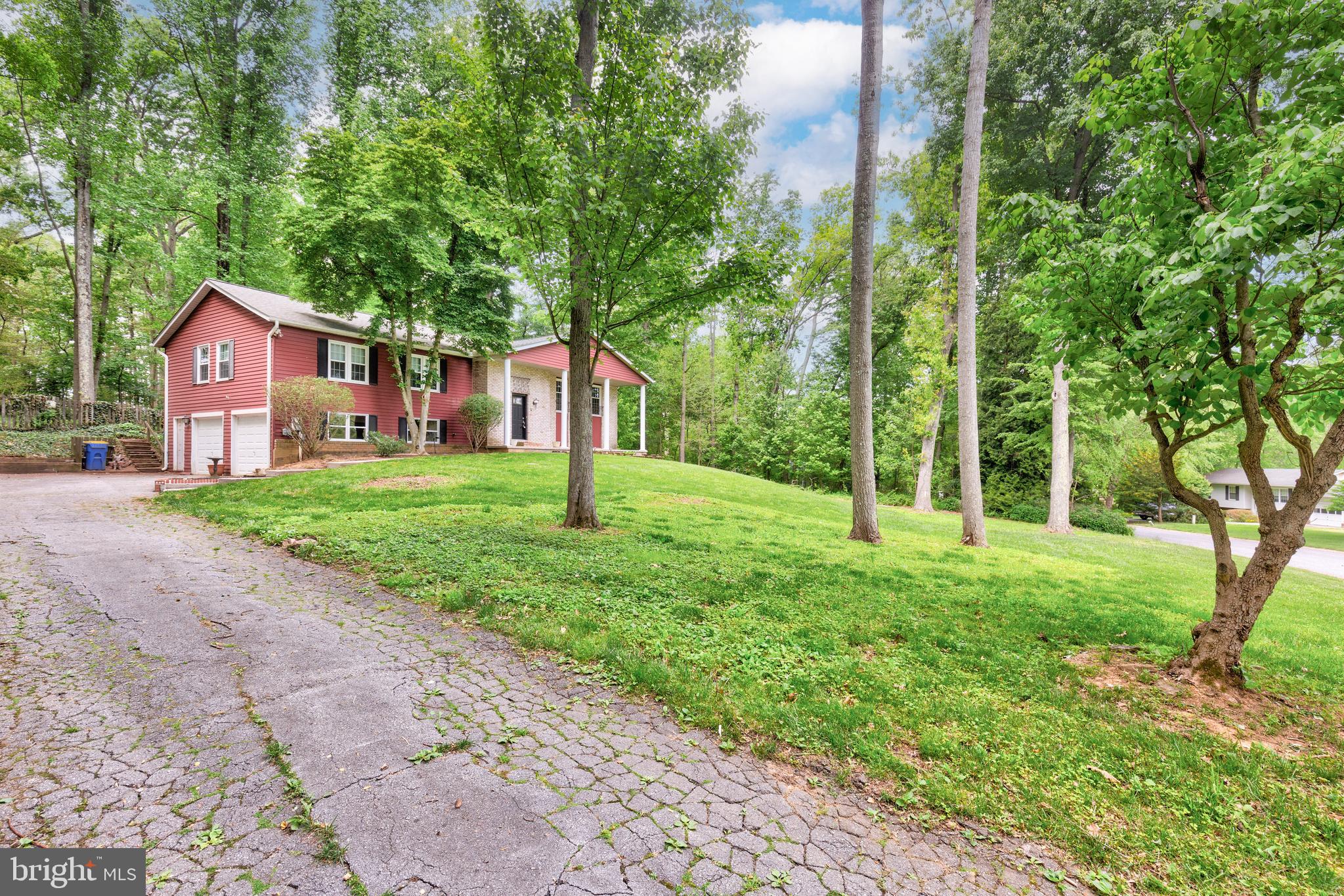 2711 OVERVIEW ROAD