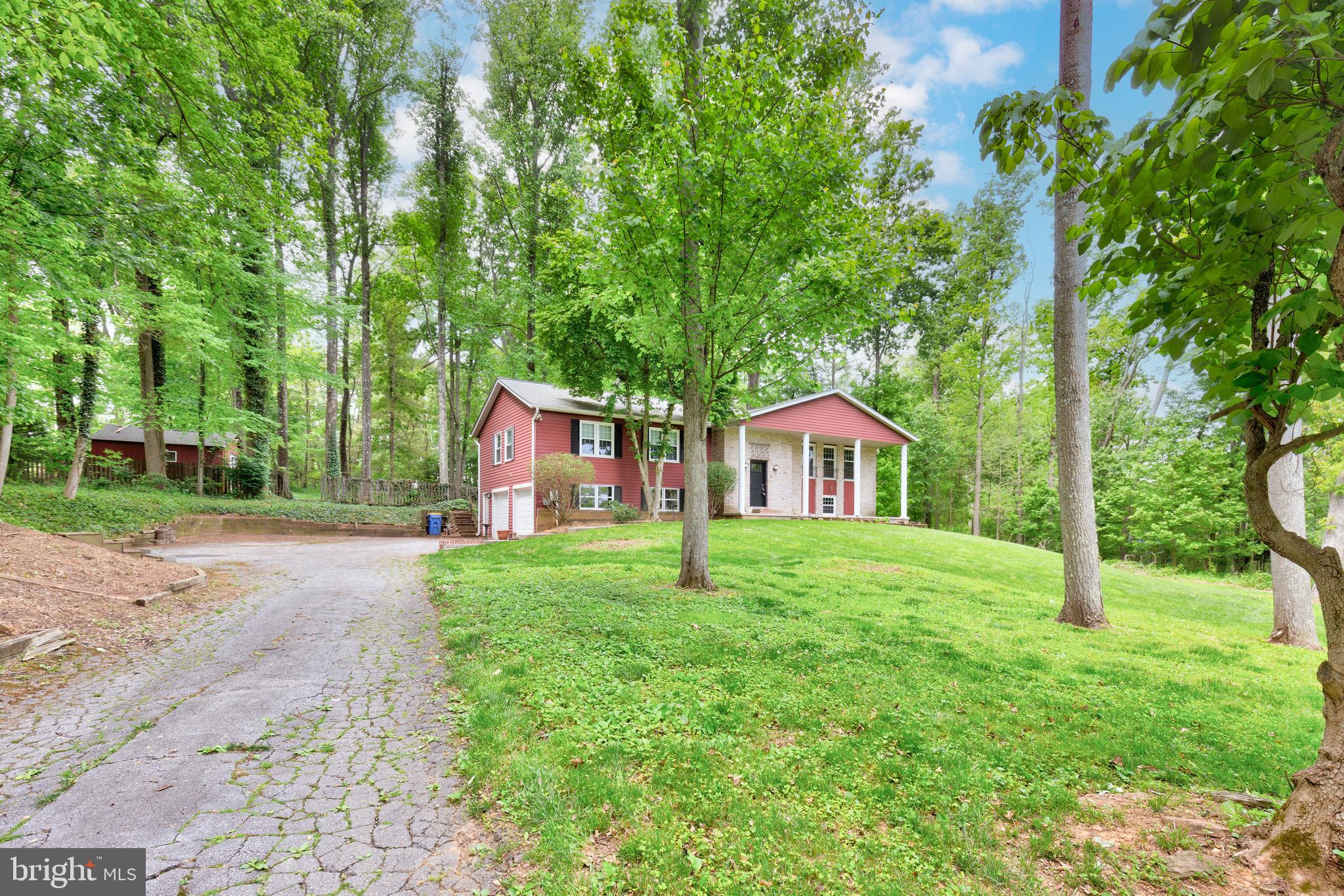 2711 OVERVIEW ROAD
