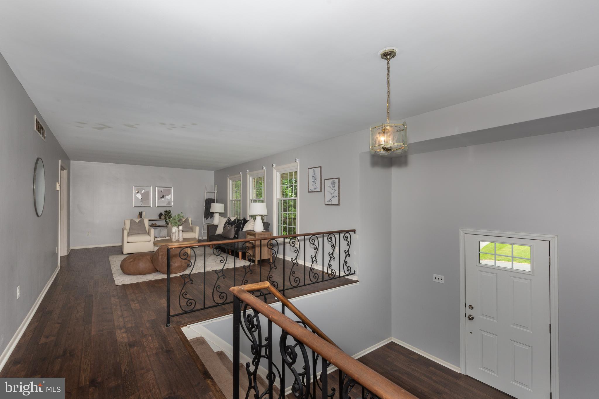 2711 OVERVIEW ROAD