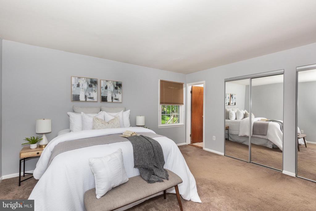 2711 OVERVIEW ROAD