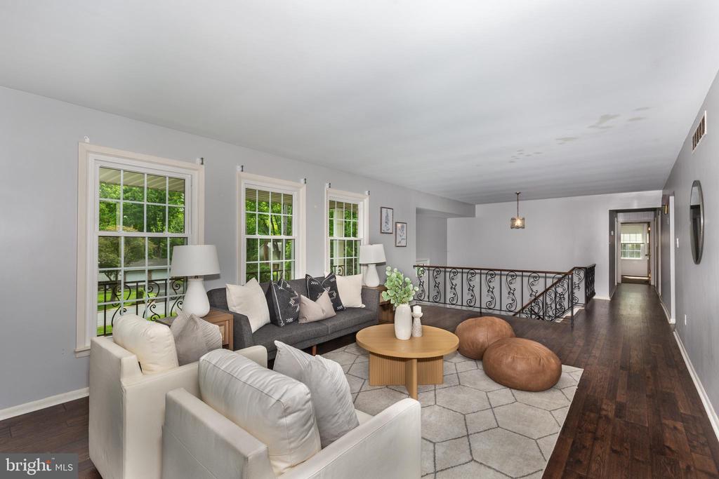 2711 OVERVIEW ROAD