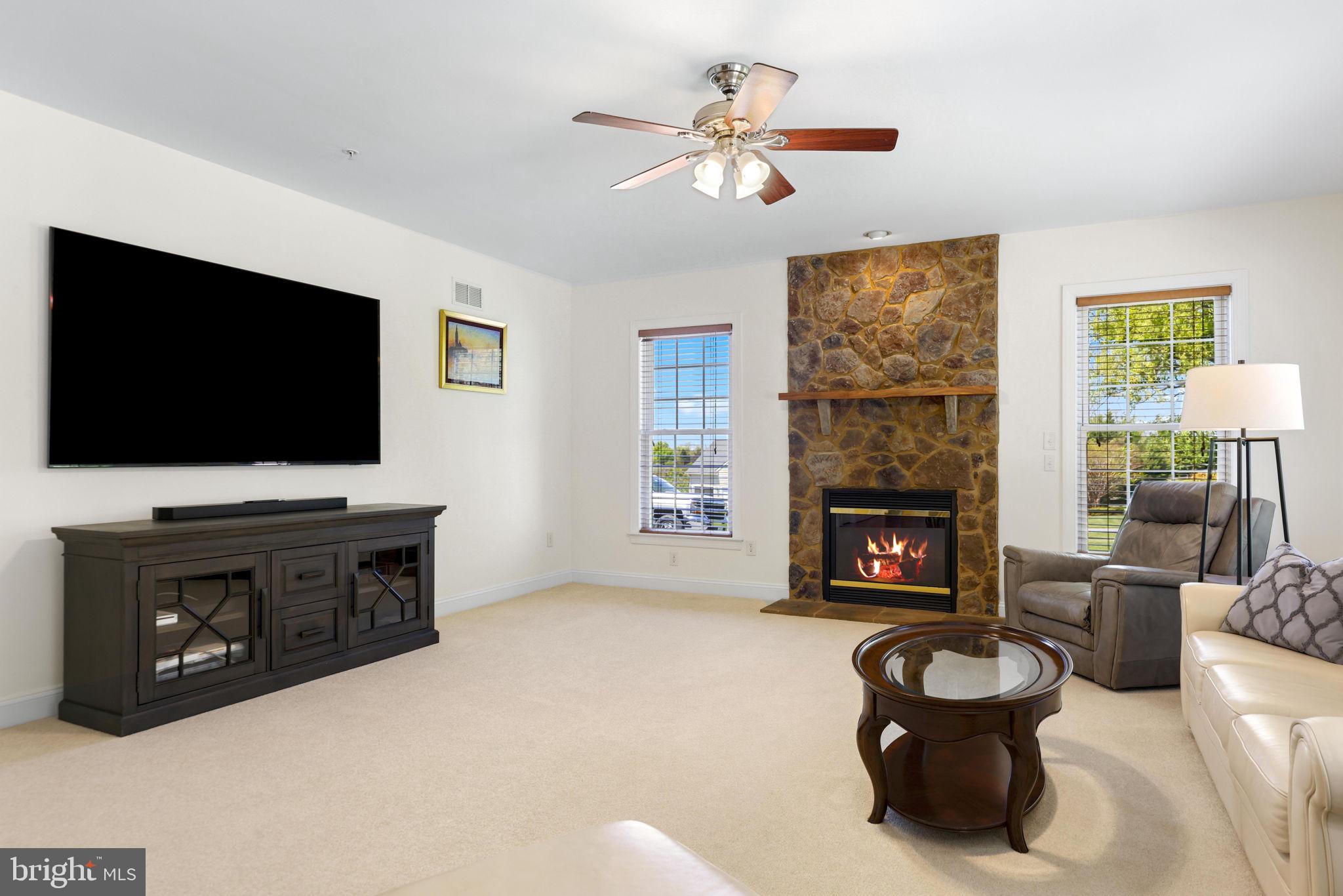 425 CHINQUAPIN DRIVE