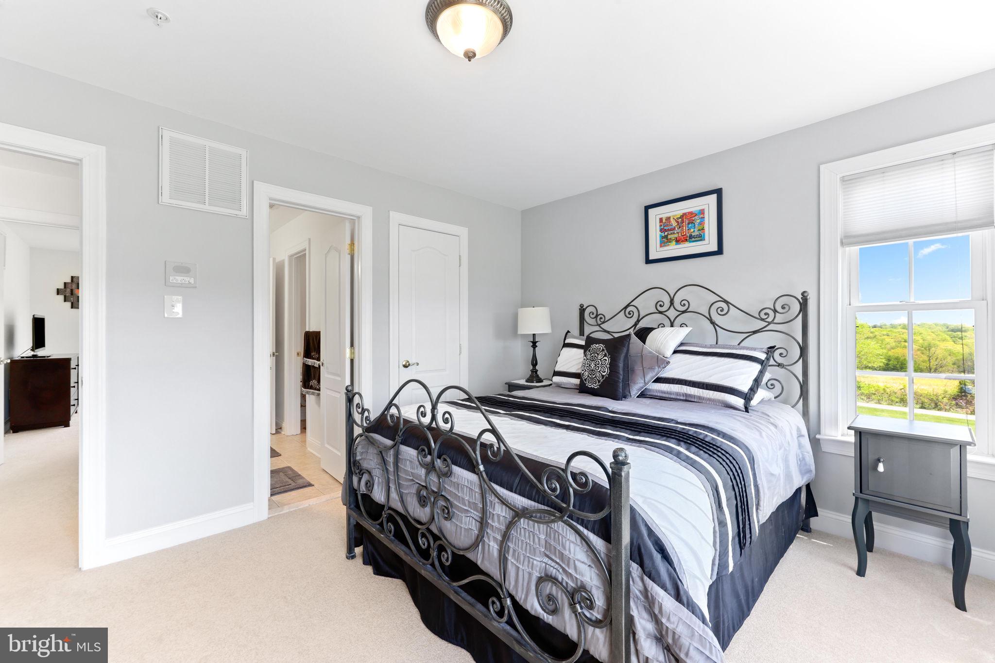 425 CHINQUAPIN DRIVE