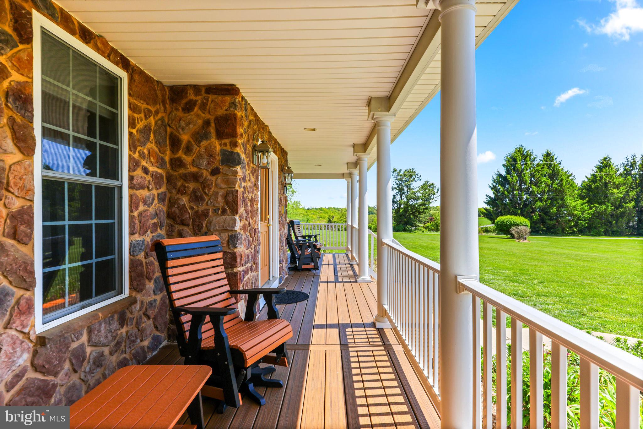 425 CHINQUAPIN DRIVE