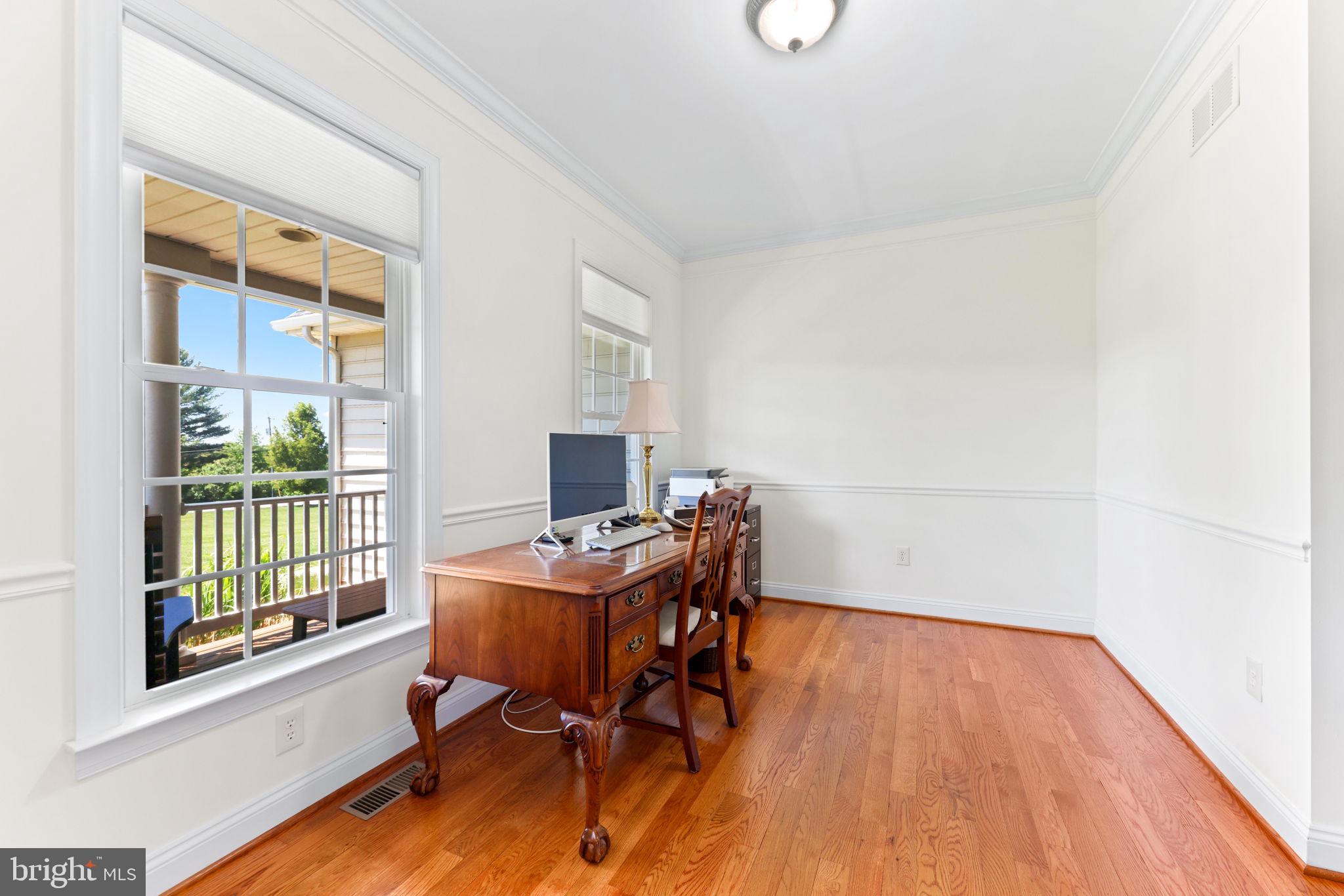 425 CHINQUAPIN DRIVE