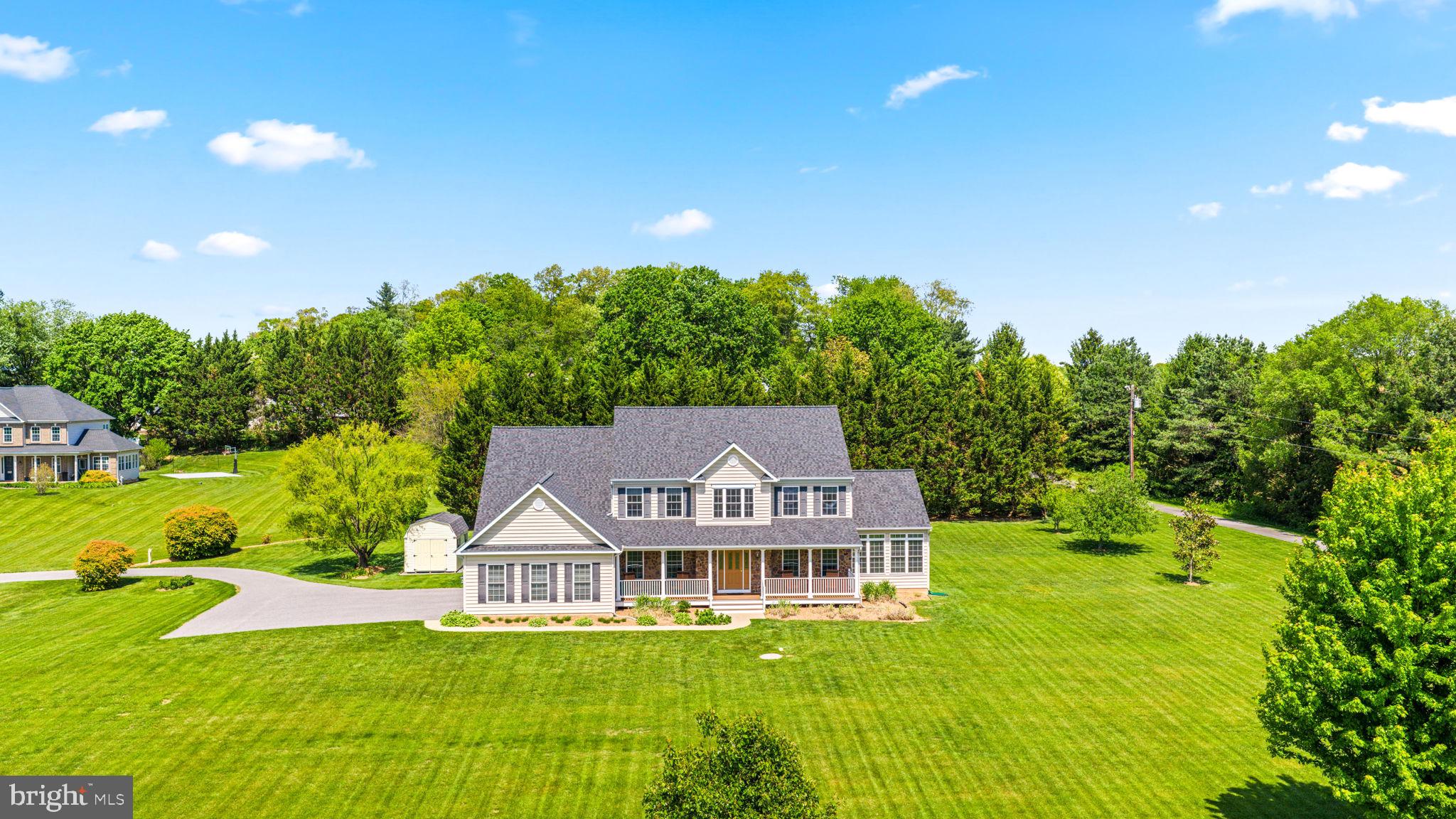 425 CHINQUAPIN DRIVE