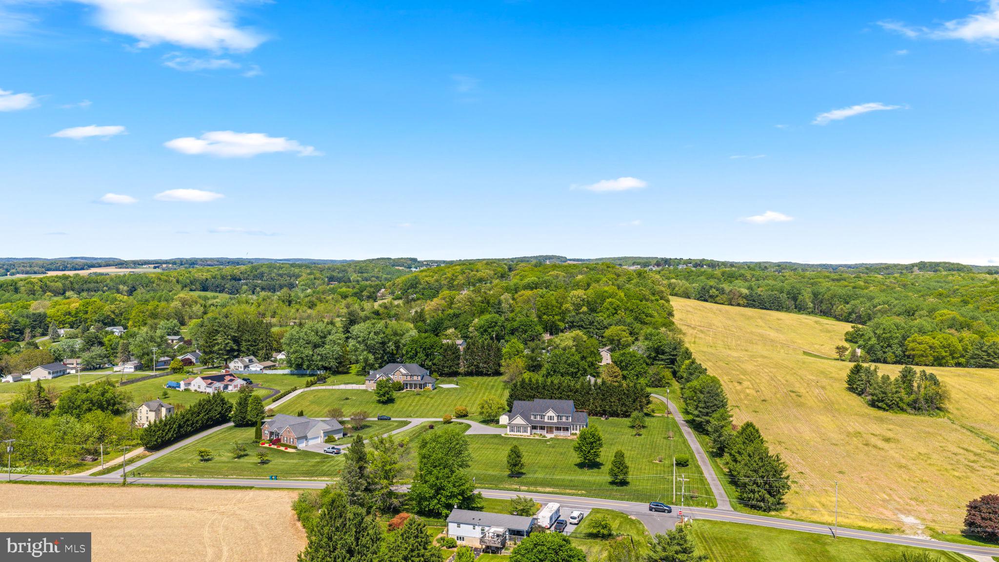 425 CHINQUAPIN DRIVE