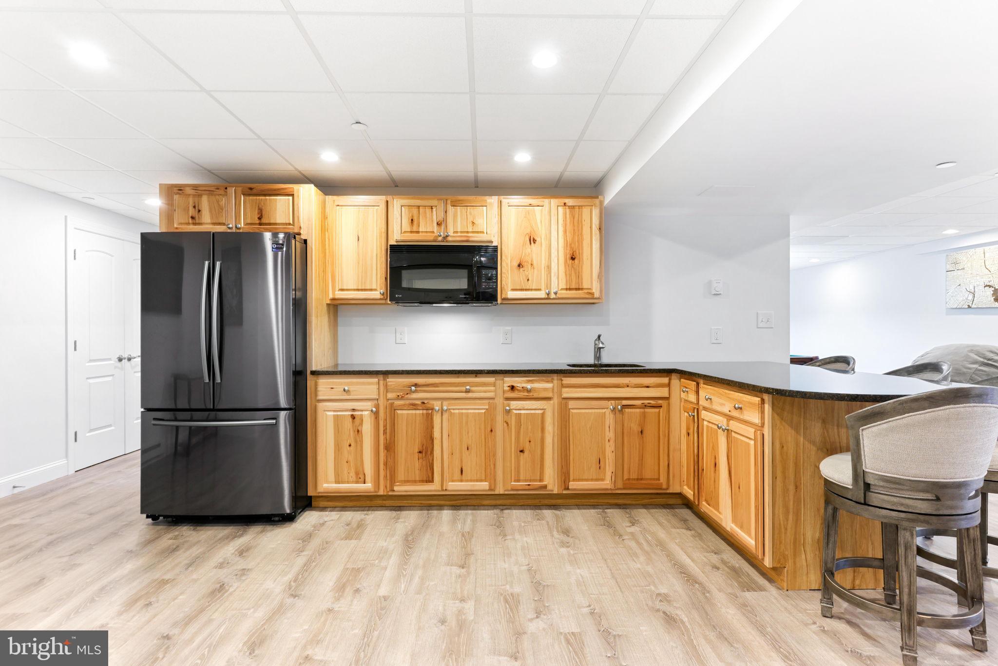 425 CHINQUAPIN DRIVE