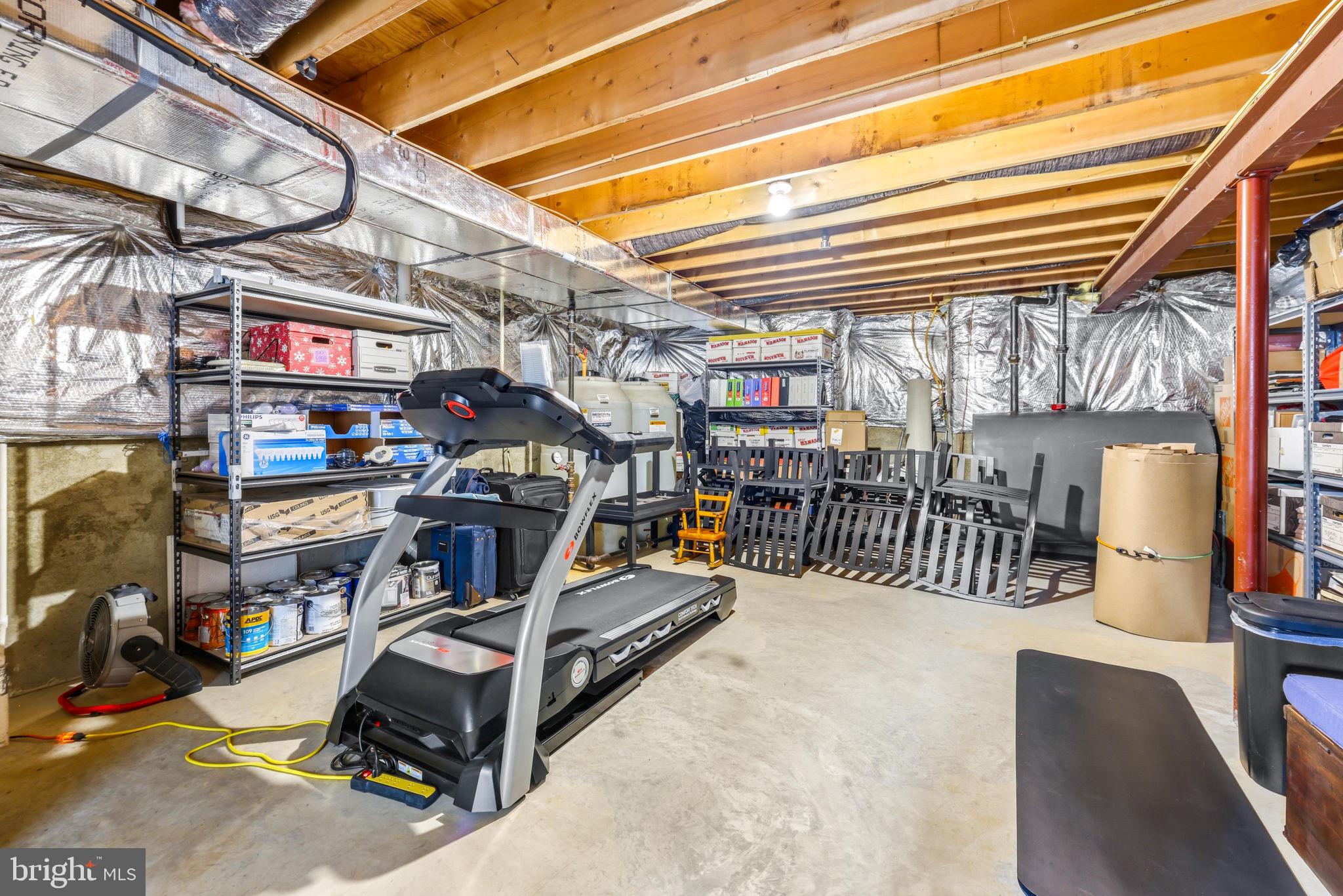 425 CHINQUAPIN DRIVE