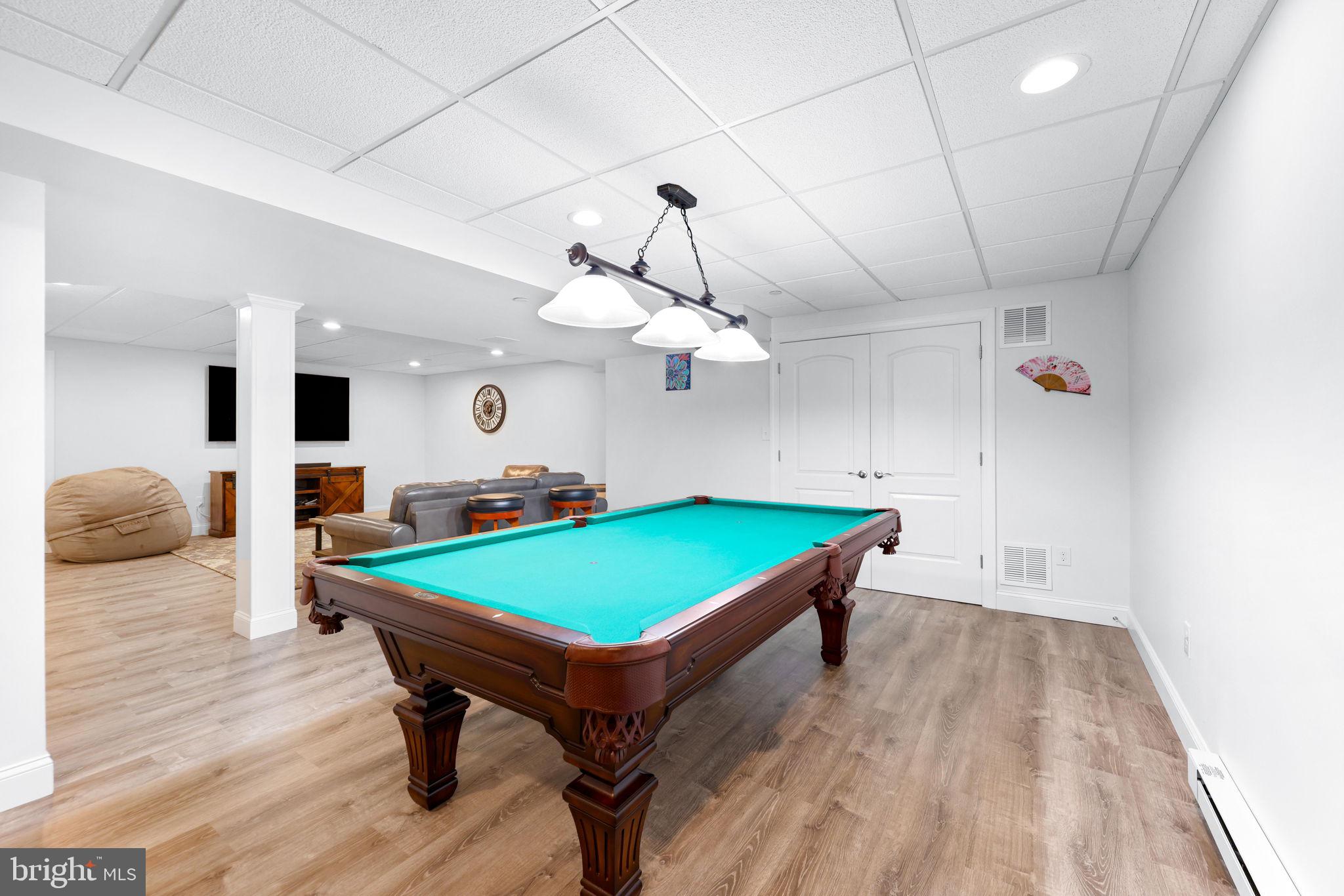 425 CHINQUAPIN DRIVE