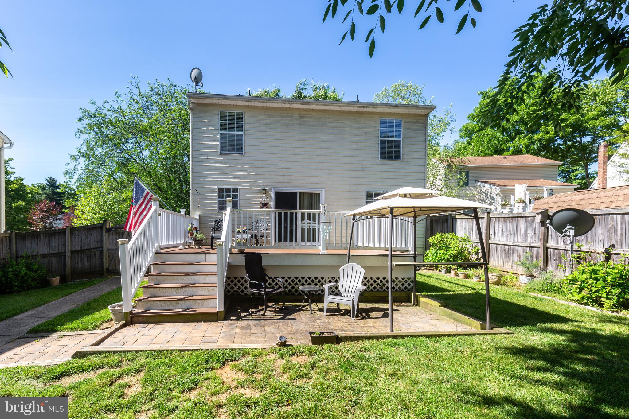 909 BLACK SPRUCE LANE