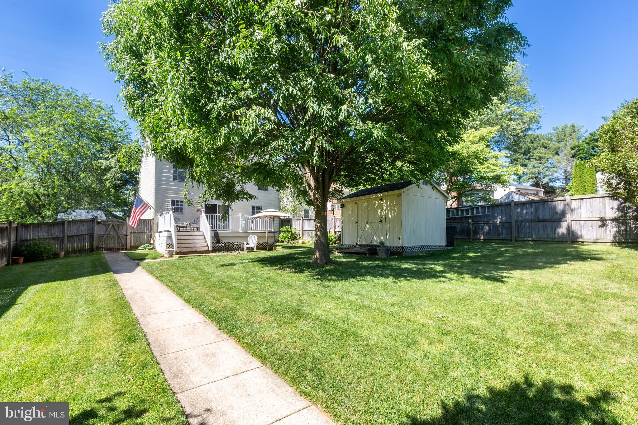 909 BLACK SPRUCE LANE