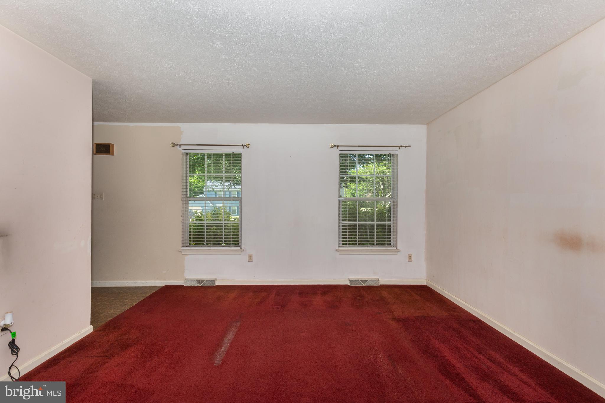 909 BLACK SPRUCE LANE